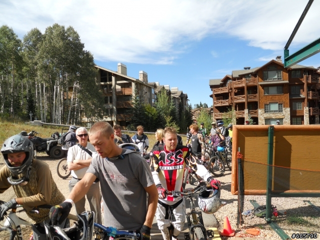 [分享] DH @ Dear valley, Utah、Bootleg canyon, Vegas & Canfieldbrothers