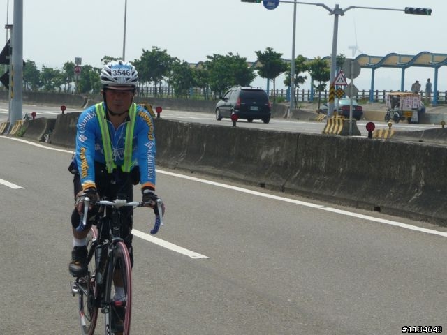 2010 西濱極限挑戰 400K - 風情海岸前加油站 約11:1X am