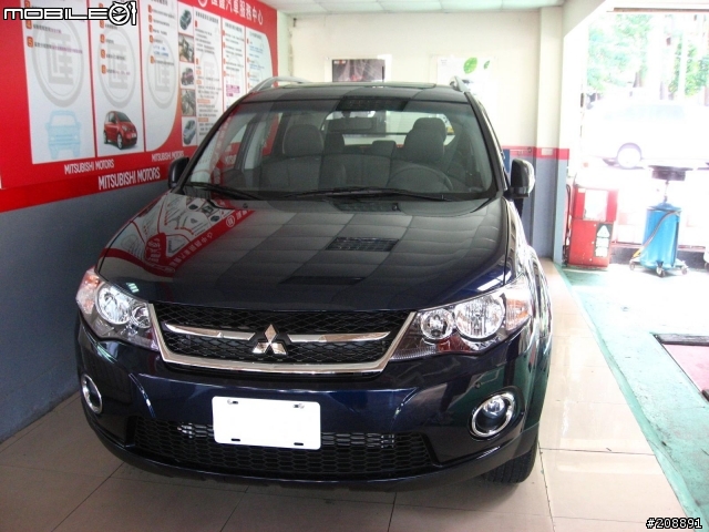 2010 All New Outlander 豪華型時尚藍小開箱文分享