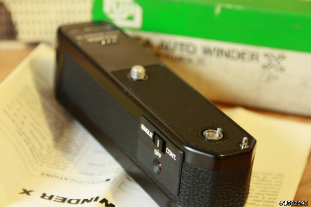 請教攝影高手FUJICA AUTO WINDER 是什麼〈附圖〉
