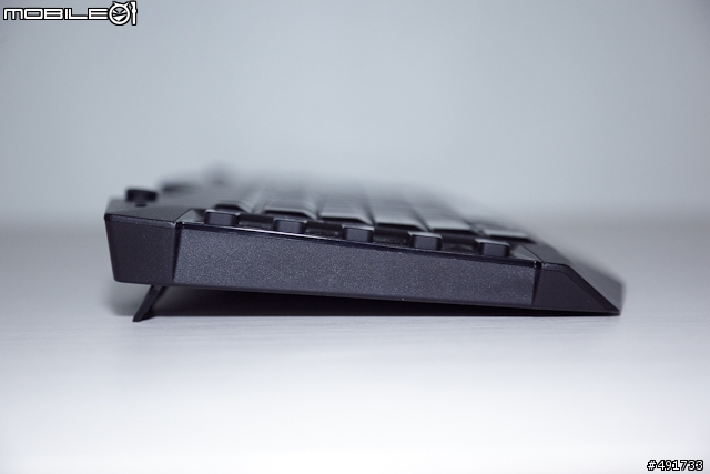 四季都讓手吹電風～曜越電競鍵盤 CHALLENGER 實測分享