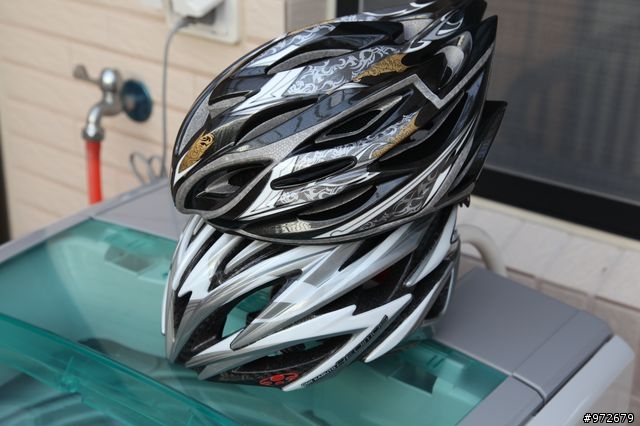 [開箱文]m2r腳踏車用安全帽