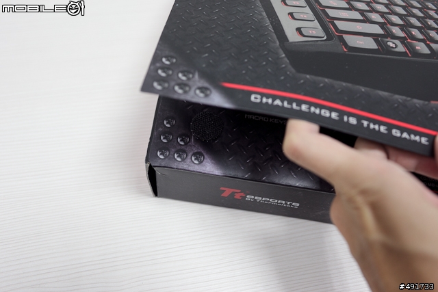 四季都讓手吹電風～曜越電競鍵盤 CHALLENGER 實測分享