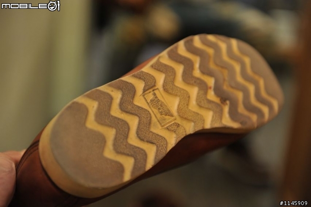 [三人三十年的臭酸接力]Red Wing Irish Setter 877 補實穿圖