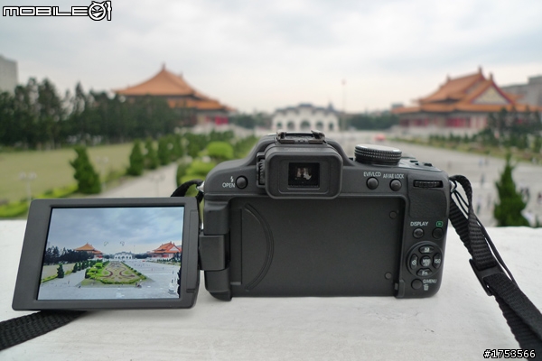 【Panasonic FZ100】一機打天下!! (外觀+實拍圖多)