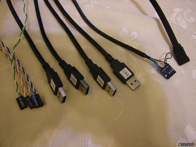 噴火龍的移動城堡---低調奢華HPTX規格的全塔式機殼-聯力PC-V2120X(全黑化版)開箱