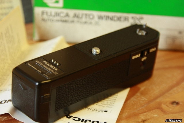 請教攝影高手FUJICA AUTO WINDER 是什麼〈附圖〉