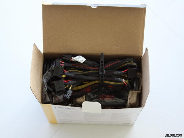 [開箱]Antec的 TruePower New550W~