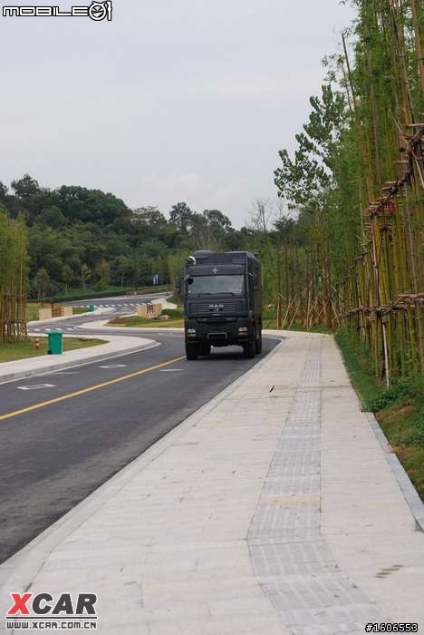 此帖必火：對岸的德國man和VOLVO露營車