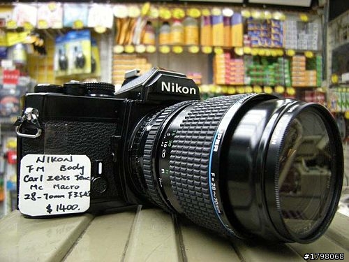 請教蔡司ZEISS鏡頭與佳能CANON EOS數位相機問題