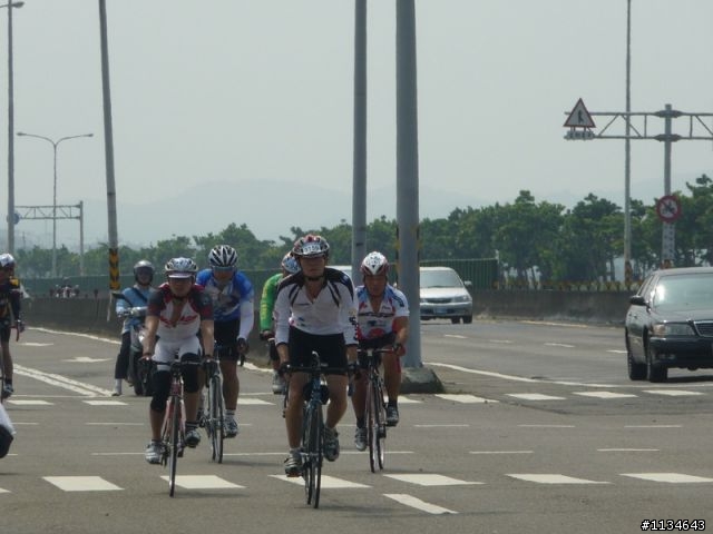 2010 西濱極限挑戰 400K - 風情海岸前加油站 約11:1X am