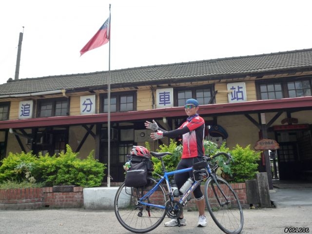 【遊記分享】鐵馬浪人之流浪全台灣~~DAY9~~終於在民國100年前PO完了，祝大家新年快樂~~