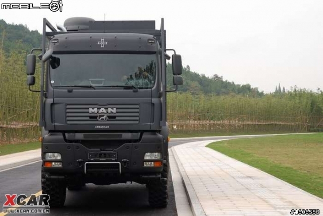 此帖必火：對岸的德國man和VOLVO露營車