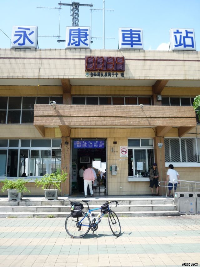 【遊記分享】鐵馬浪人之流浪全台灣~~DAY9~~終於在民國100年前PO完了，祝大家新年快樂~~