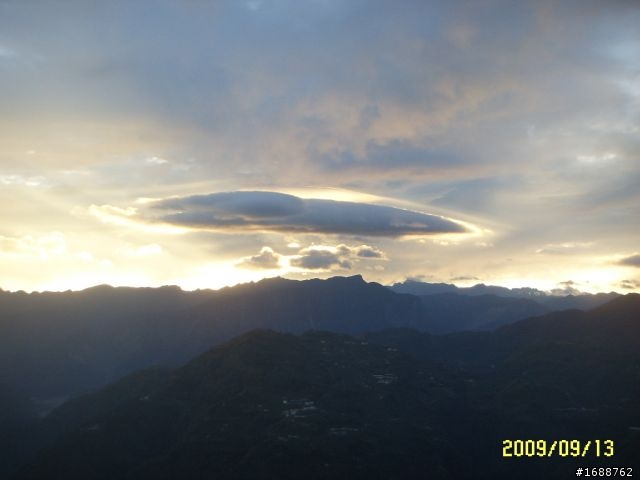 晚上睡不著  就去碧湖山