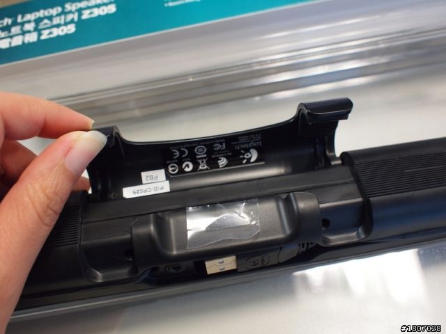 [開箱初體驗] 羅技筆電音箱 Logitech Z305