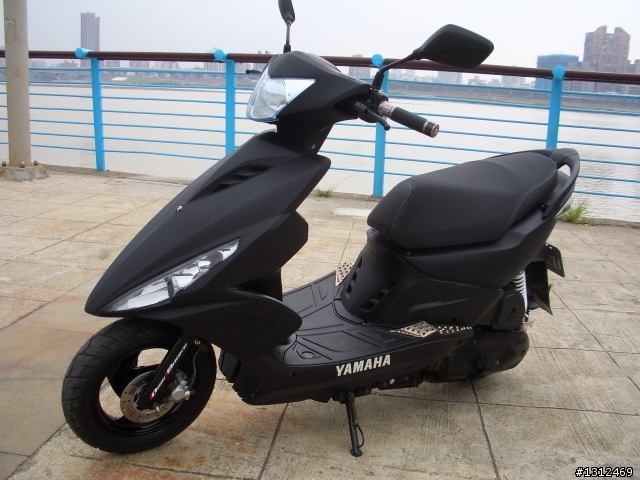 [開箱] Yamaha RS-Z 100 [深夜黑] (...台灣第一台消光黑)] 話少圖多..不囉唆.