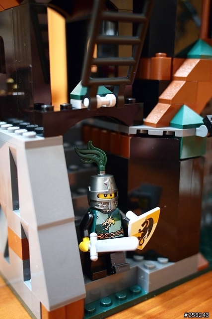 【西西分享】LEGO樂高-Kingdoms系列 監獄塔營救行動