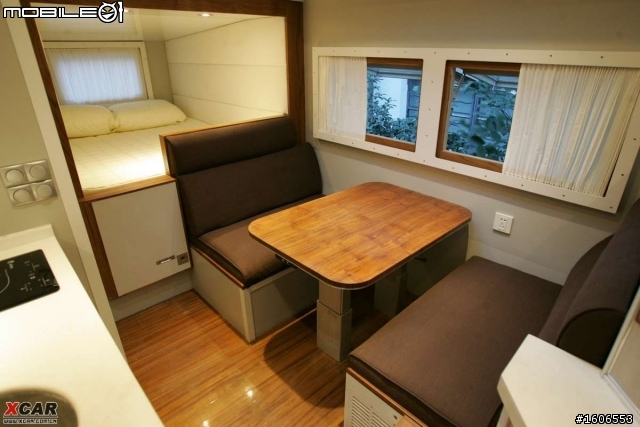 此帖必火：對岸的UNIMOG豪華露營車