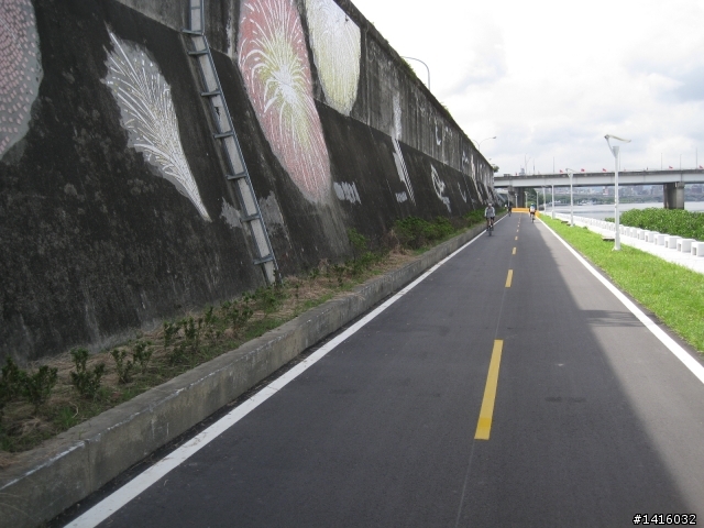 【獨輪車踩呀踩系列首篇 】分享從淡水竹圍踩到新店38K