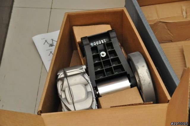 [開箱](10/14更新) 2011 GIANT ADVANCED SL RABOBANK ISP