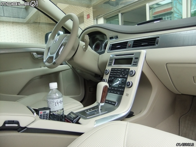 MY11 XC70 D5不專業開箱文