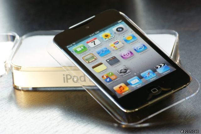 【分享】我的iPod Touch 4 簡易開箱＋使用心得
