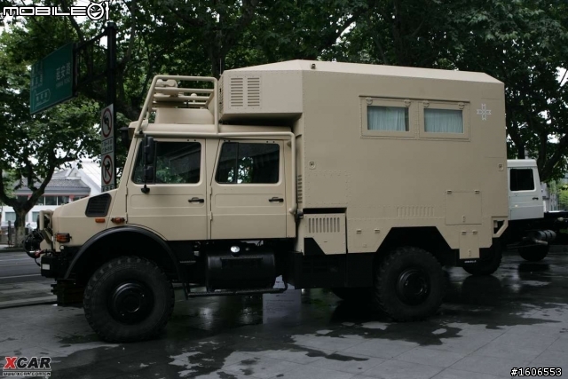 此帖必火：對岸的UNIMOG豪華露營車