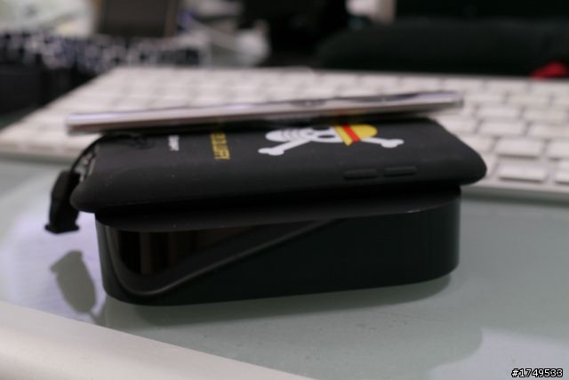 【e7buy分享】熱騰騰的 Apple TV [1.開箱篇]