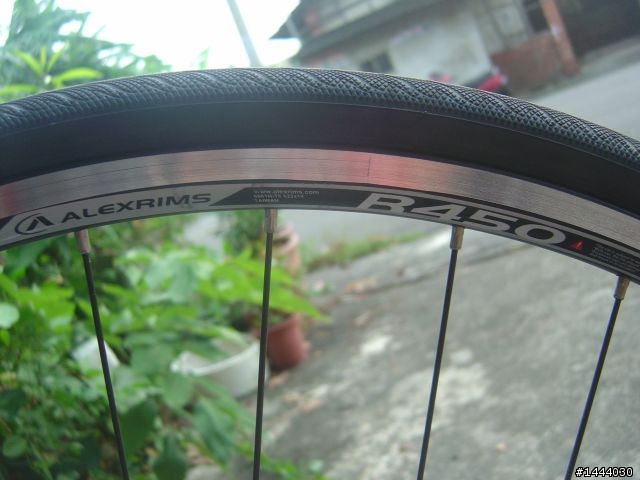 [開箱]人生第一台公路車MERIDA ROAD 905