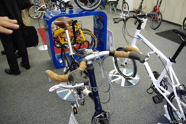 2011dahon 新車.圖多.有興趣可以看看 2