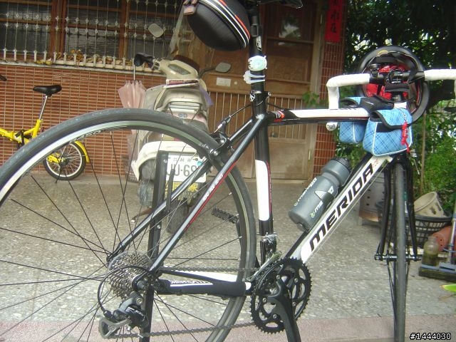 [開箱]人生第一台公路車MERIDA ROAD 905