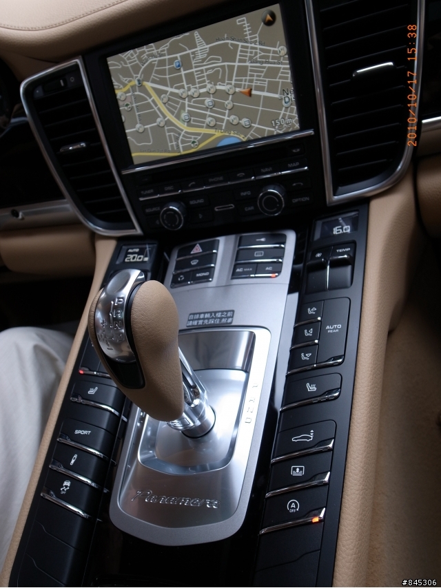 幫朋友簡易開箱 PANAMERA 4S