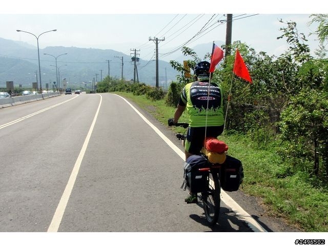 一 氣 貫 通 . 大 環 島
