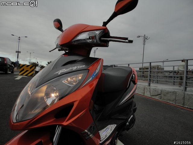 [開箱]KCC Racing 150 黑戀橘