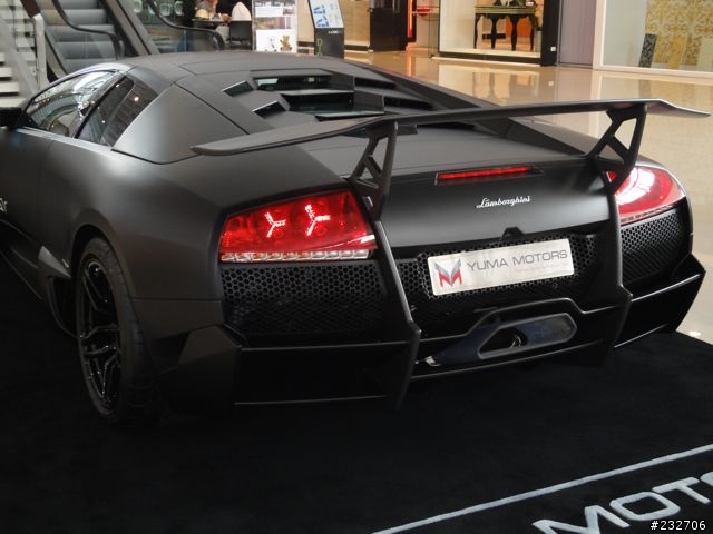 Lamborghini/法拉利/賓利/保時捷.....泰國有錢人真是恐怖喔