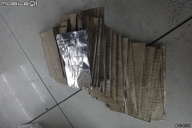 沒箱子的開箱文-我的大娜(livina 1.8)喇叭升級與四門與風切隔音