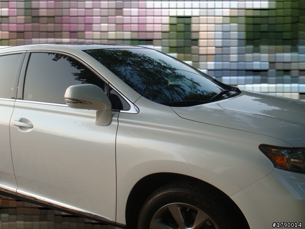 我的小白Lexus RX350 換隔熱紙了!!