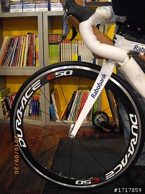 [開箱分享文] 2011 Giant TCR Adv SL Rabobank ISP，有興趣的人請參考