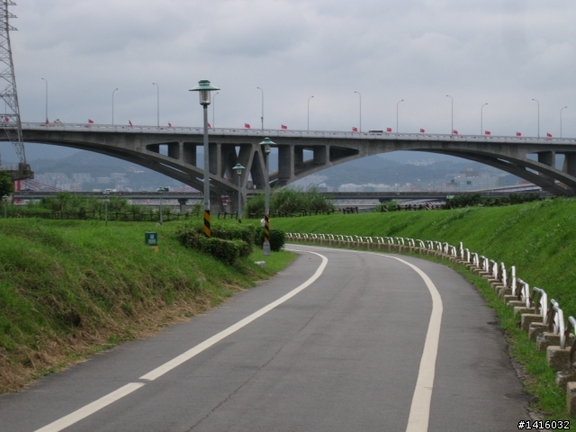 【獨輪車踩呀踩系列首篇 】分享從淡水竹圍踩到新店38K