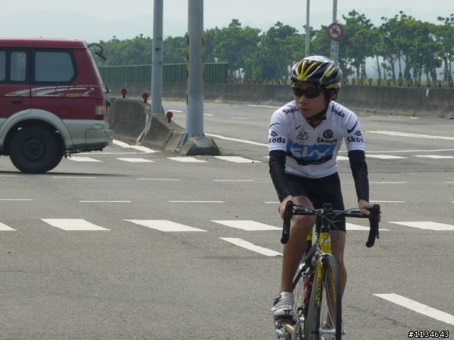2010 西濱極限挑戰 400K - 風情海岸前加油站 約11:1X am