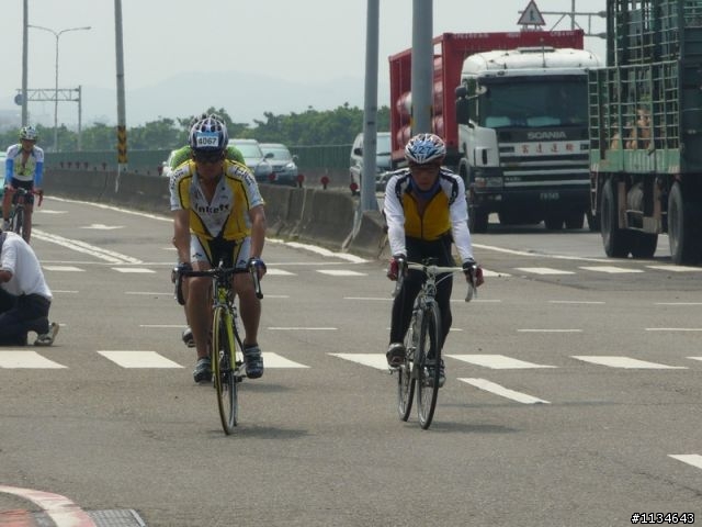 2010 西濱極限挑戰 400K - 風情海岸前加油站 約11:1X am
