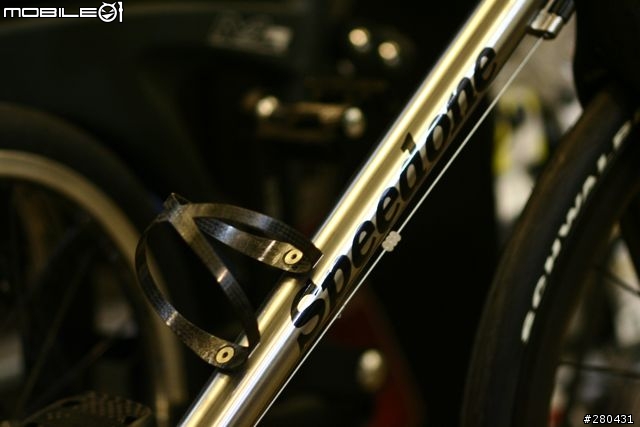 『開箱分享文』Speedone R30質感再提昇”金”的進化