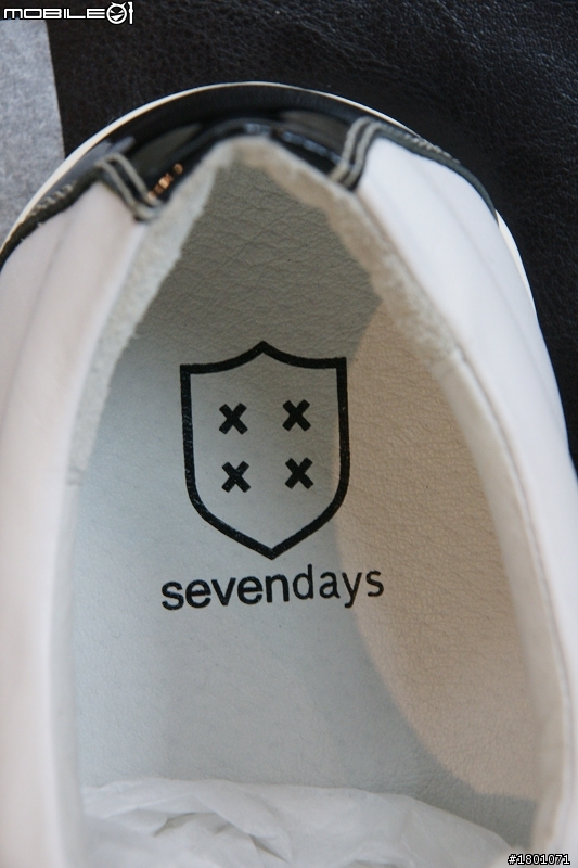 Sevendays 銀白色低筒鞋開箱文