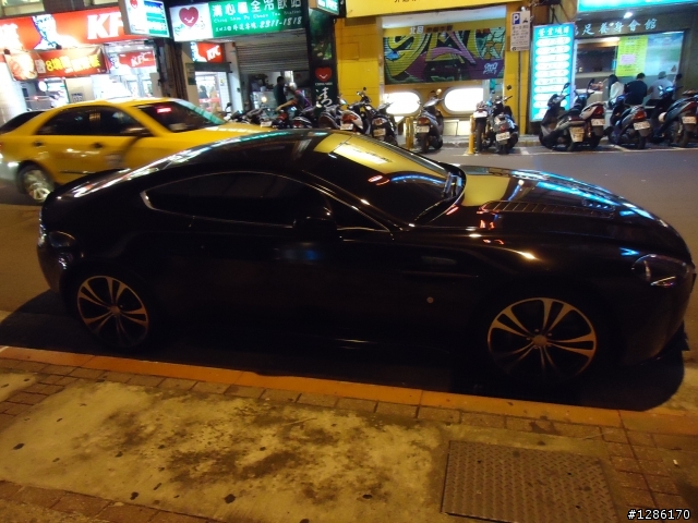 暗夜西門町之aston martin