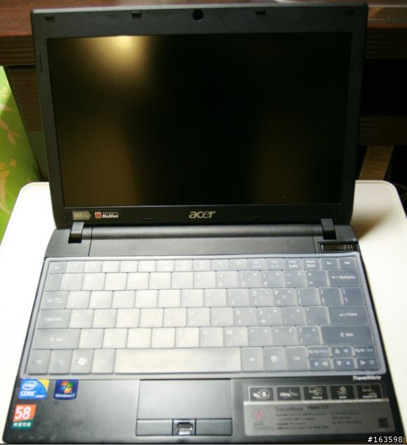[簡單開箱]  Acer TravelMate TimelineX 8172T