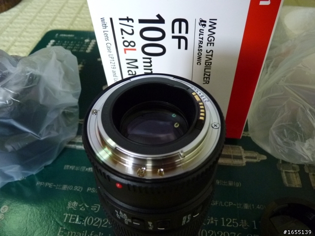 簡單開箱EF100mm F2.8L MACRO IS USM