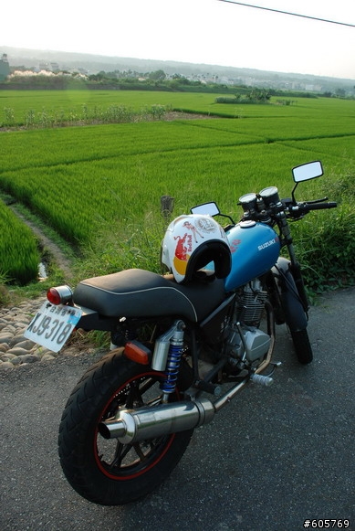再見雲豹之FZ2整車記~FIAT場車?原廠機車