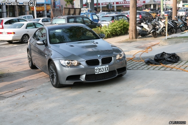E90 320D 6MT 原廠簡易開箱