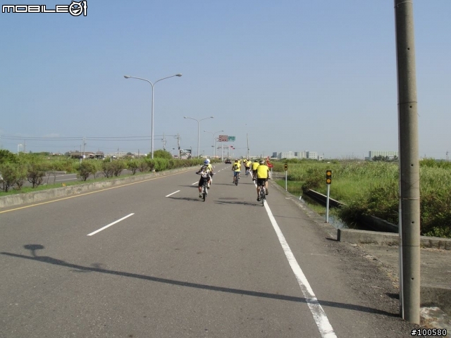 2010-10-2  台南市100K單車成年禮(圖多)